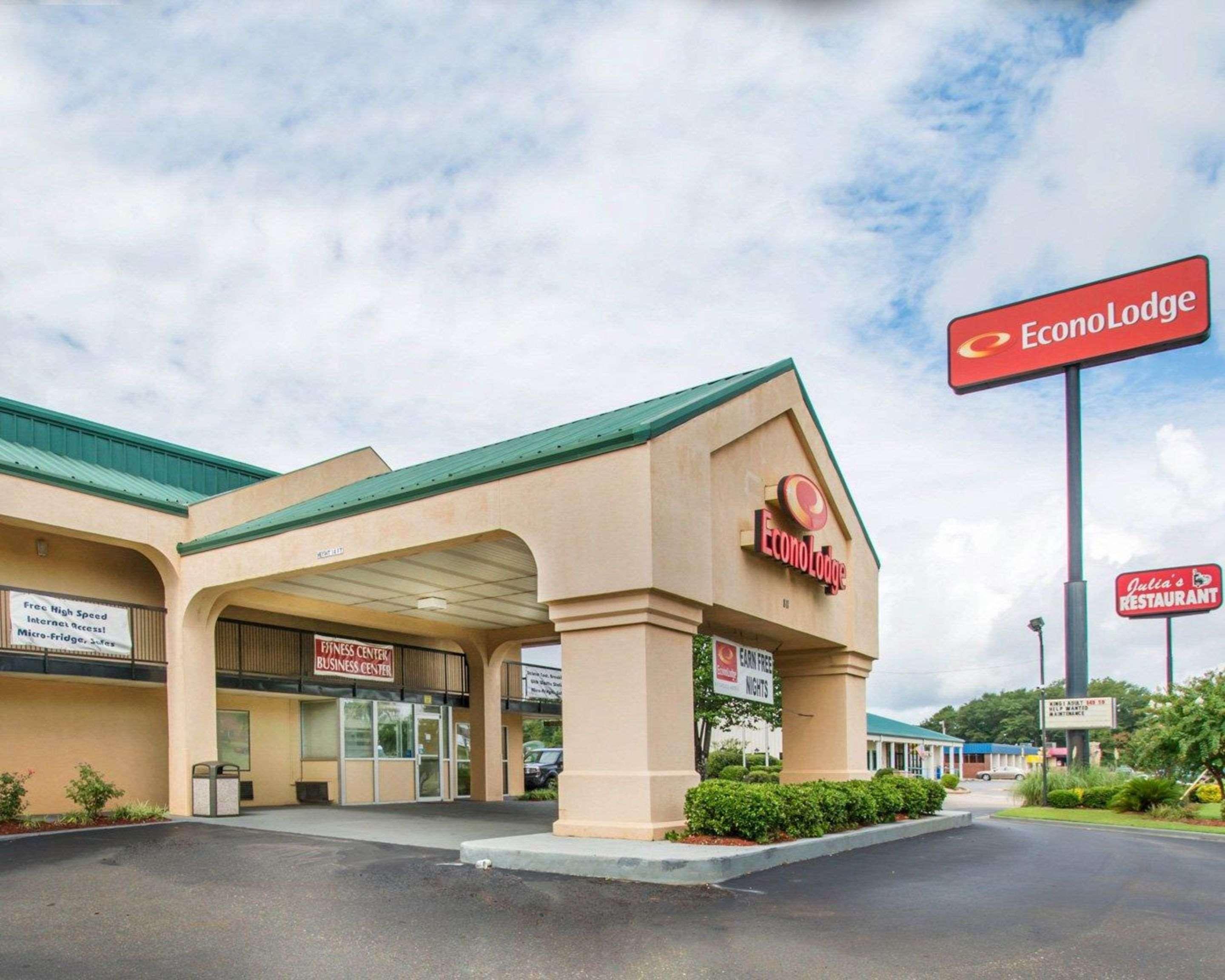 Econo Lodge Трой Экстерьер фото